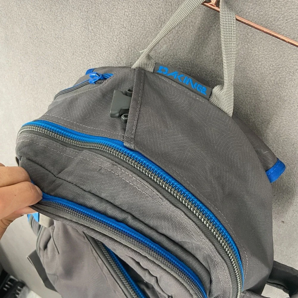 Dakine Mens Gray Blue Multiple Pocket Adjustable Strap Hiking Outdoor Backpack